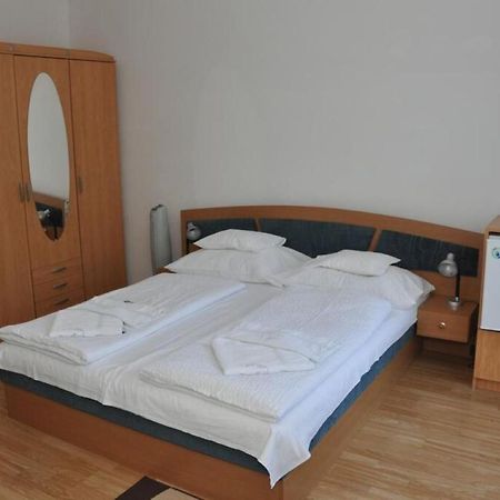 Silent Apartmanhaz Harkány Εξωτερικό φωτογραφία