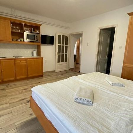 Silent Apartmanhaz Harkány Εξωτερικό φωτογραφία